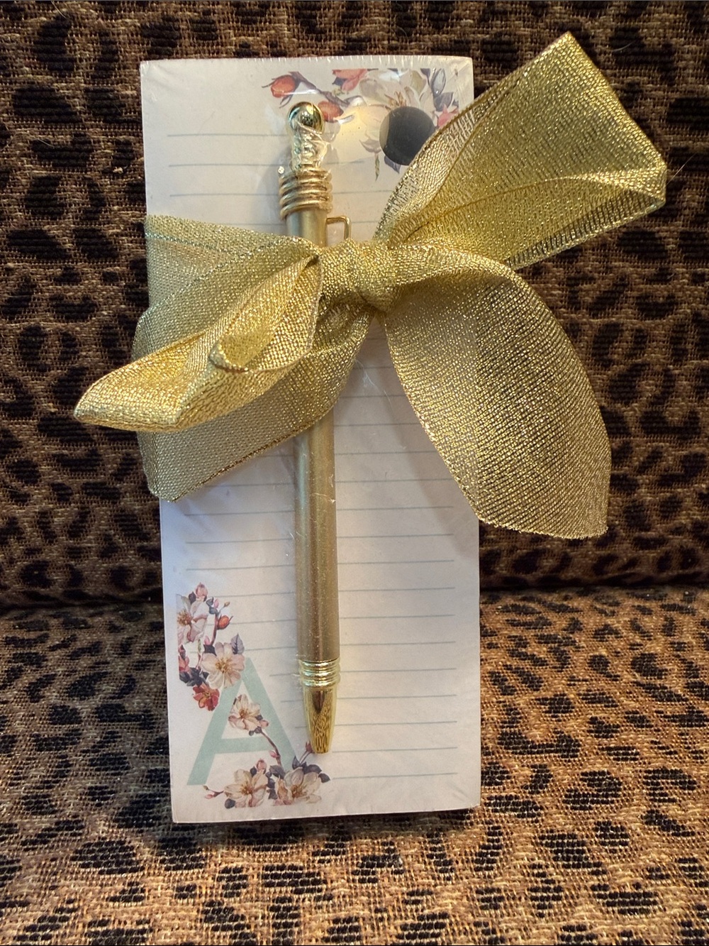 Gold Ballpoint Pen & Floral Notepad Set - Gold. Letter “A”.